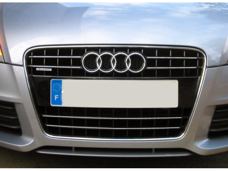 Radiator grill chrome trim compatible with Audi TT S&eacute;rie 2 06-14 Audi TT RS Audi TTS