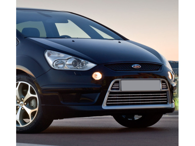 Radiator grill chrome trim compatible with Ford SMax
