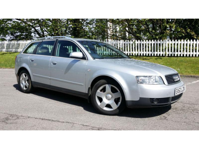 Side windows chrome trim Audi A4 série 2 0004