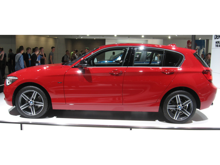 Side windows lower chrome trim BMW S&eacute;rie 1 F20 11-15
