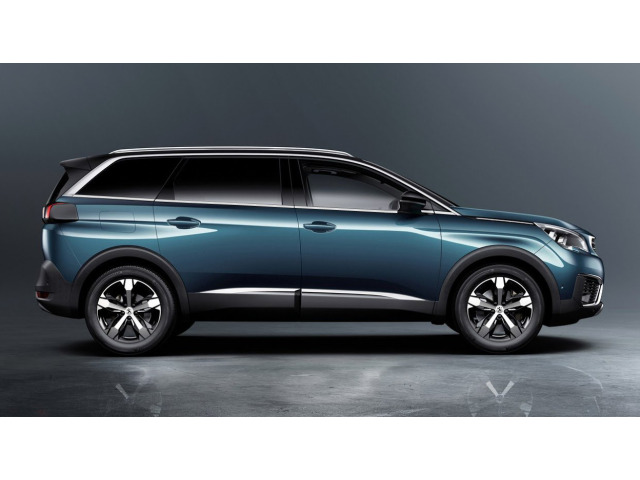 Side windows lower chrome trim Peugeot 5008 II 1724