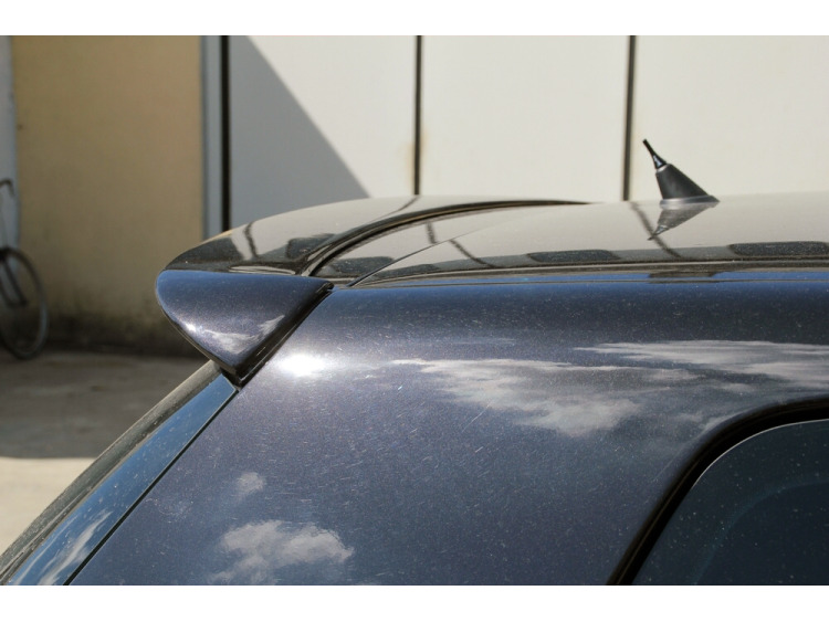 Spoiler / fin VW Golf 5 VW Golf 5 GT TDI VW Golf 5 GTI VW Golf 5 R32 v2 with fixing glue