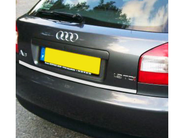 Trunk chrome trim Audi A3 s&eacute;rie 1 96-00