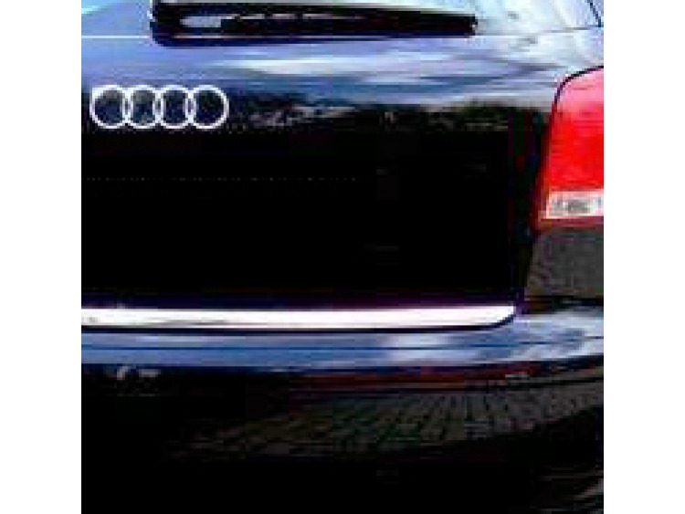 Trunk chrome trim Audi A3 s&eacute;rie 2 03-08 & Audi A3 s&eacute;rie 2 phase 2 08-12