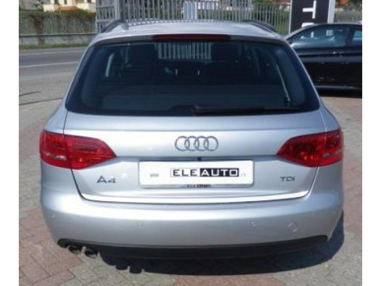 Trunk chrome trim Audi A4 s&eacute;rie 3 phase 2 avant 11-15