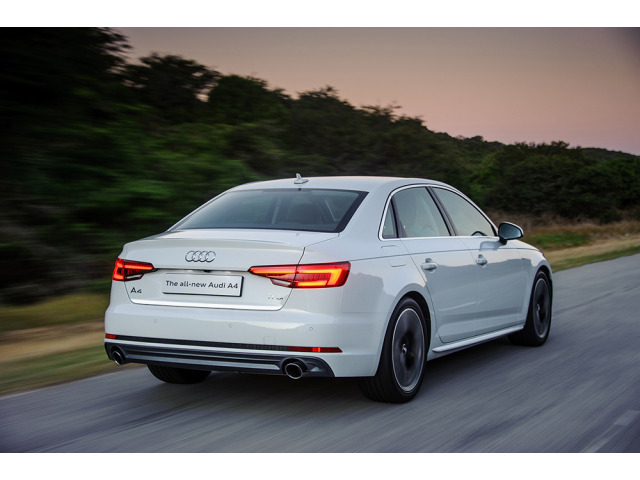 Trunk chrome trim Audi A4 série 4 1519