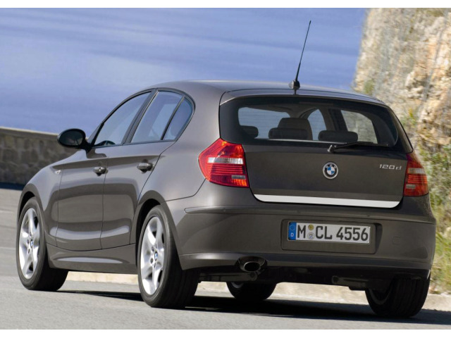Trunk chrome trim BMW Série 1 E87 LCI 0711