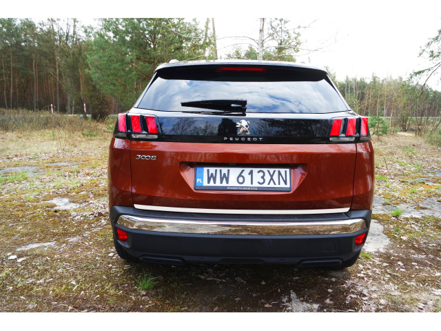 Trunk chrome trim Peugeot 3008 II 1620