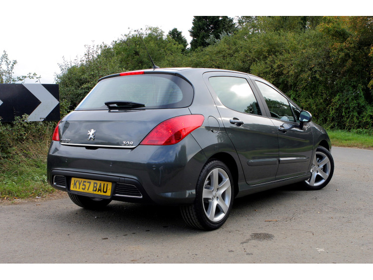 Trunk chrome trim Peugeot 308 07-13