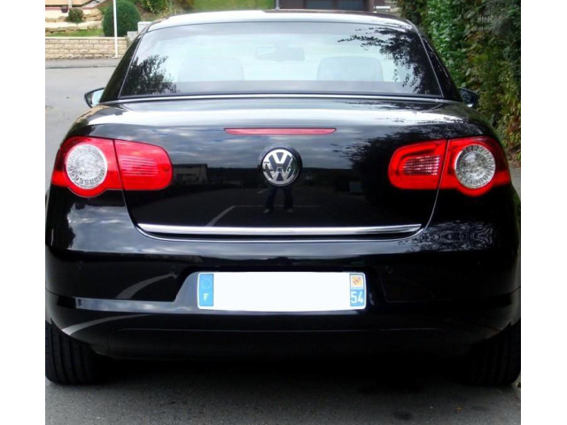 Trunk chrome trim VW EOS